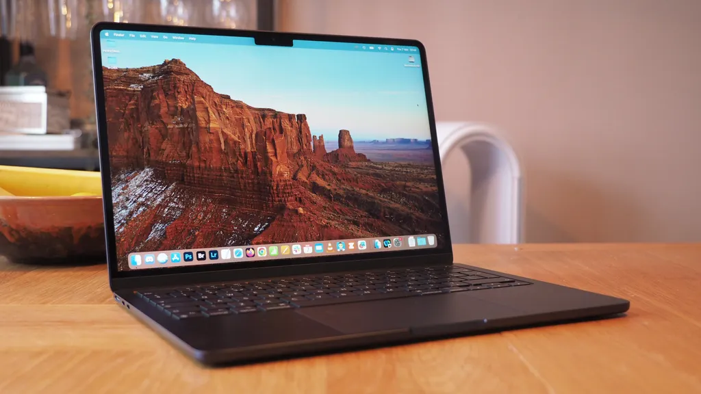 Обзор Apple Macbook air 13 m3 2024
